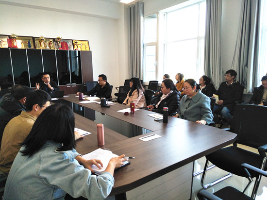太阳成集团tyc151cc召开全公司党员大会.doc